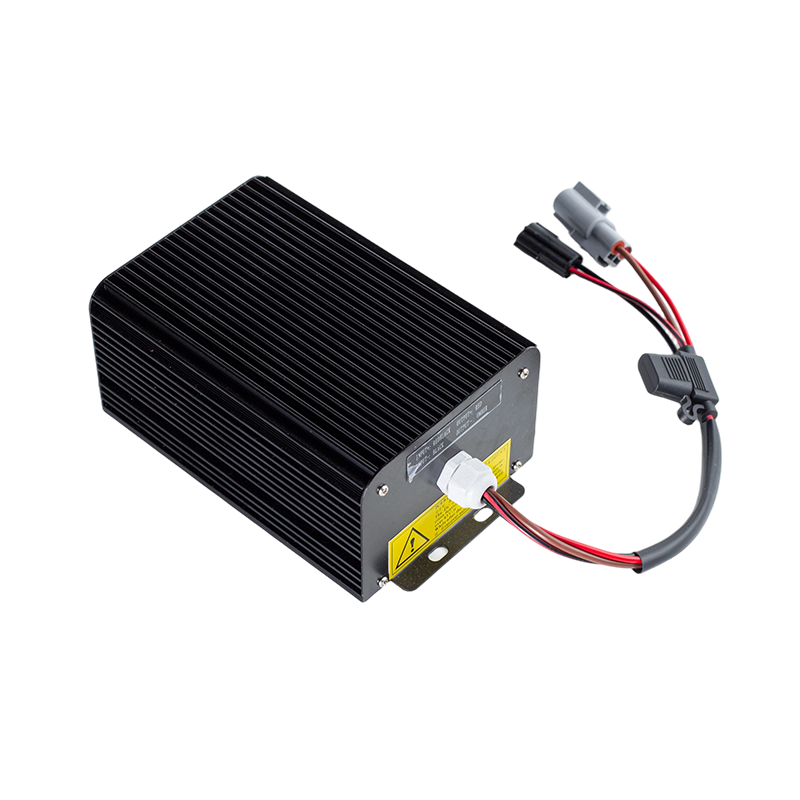 High Efficiency Stable Output IP65 Dustproof Oil Resistant DC80V Malapad na Input Forklift Vehicle DC-DC Voltage Step Down Module