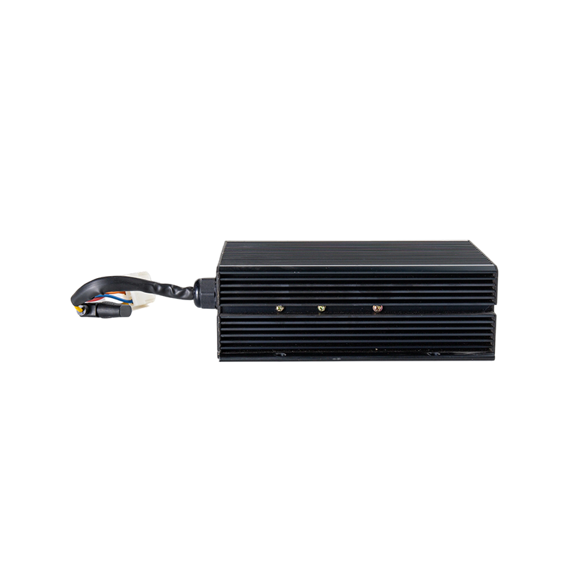 High Efficiency Stable Output IP65 Dustproof Oil Resistant DC48V Malapad na Input Forklift Vehicle DC-DC Voltage Step Down Module