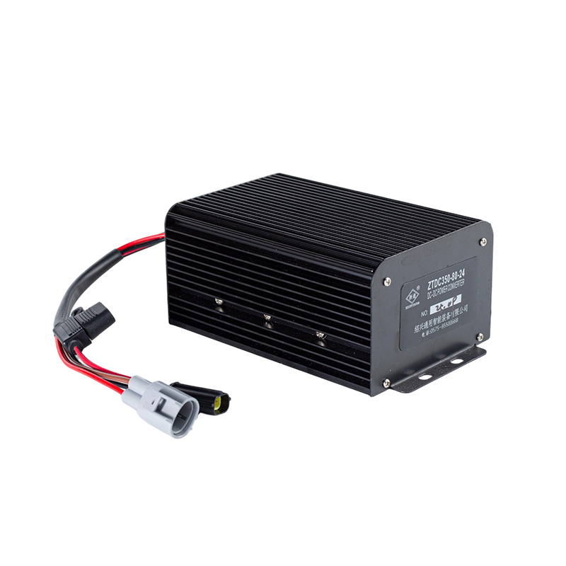 High Efficiency Stable Output IP65 Dustproof Oil Resistant DC80V Malapad na Input Forklift Vehicle DC-DC Voltage Step Down Module