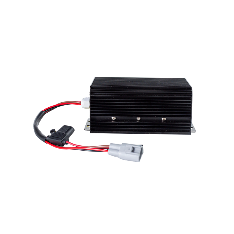 High Efficiency Stable Output IP65 Dustproof Oil Resistant DC80V Malapad na Input Forklift Vehicle DC-DC Voltage Step Down Module