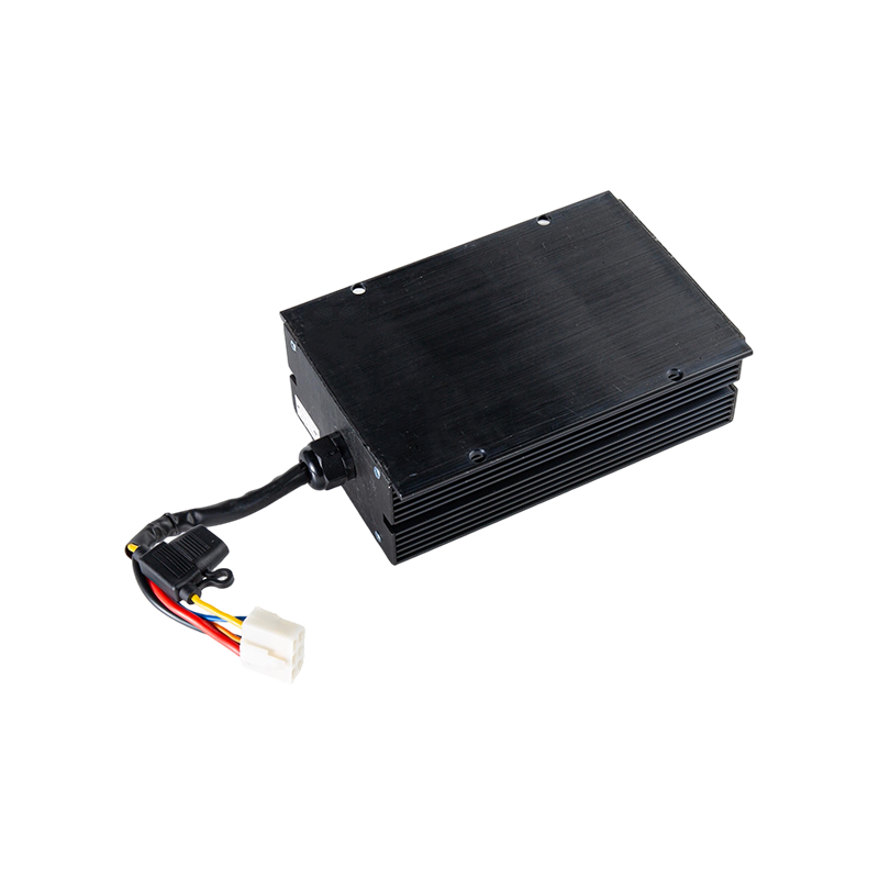 High Efficiency Stable Output IP65 Dustproof Oil Resistant DC48V Malapad na Input Forklift Vehicle DC-DC Voltage Step Down Module